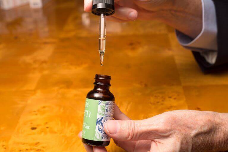 tincture drop 768x512 1
